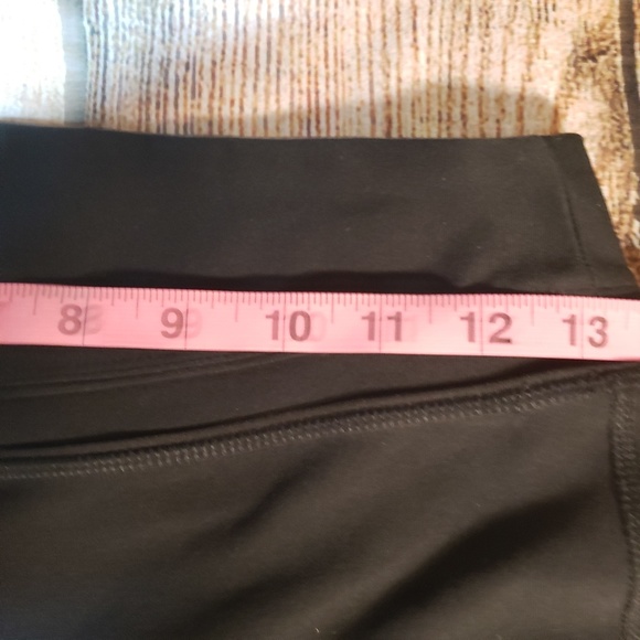 Nike Fit Dry High Rise Women's Size XS Capri Flare Leggings - Picture 5 of 8